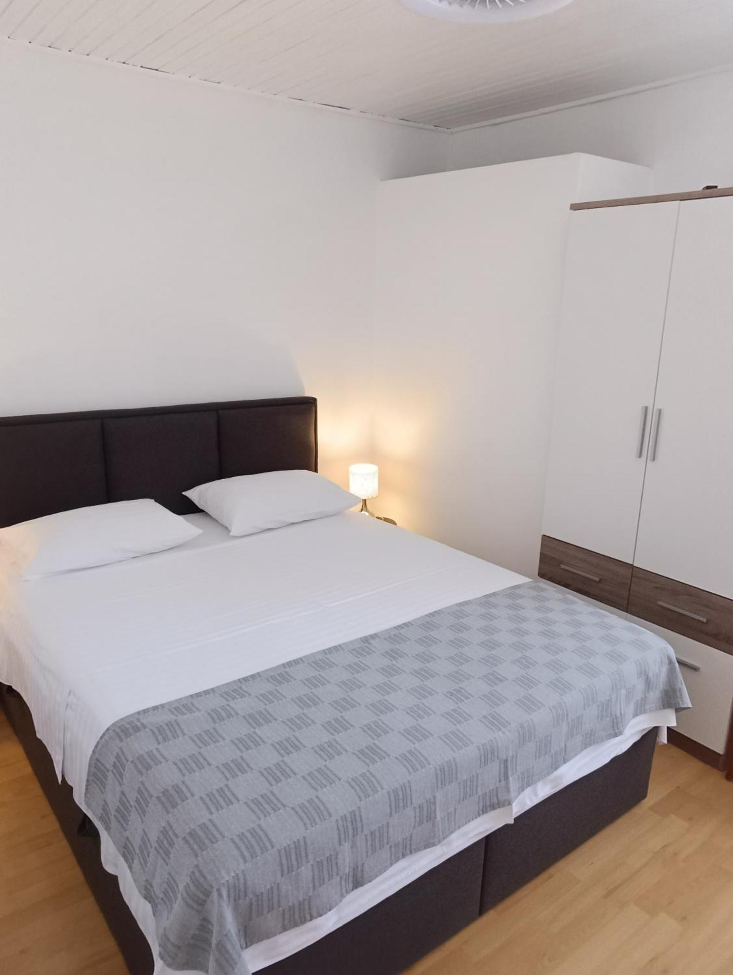 Apartmani Sprljan Vodice Dış mekan fotoğraf
